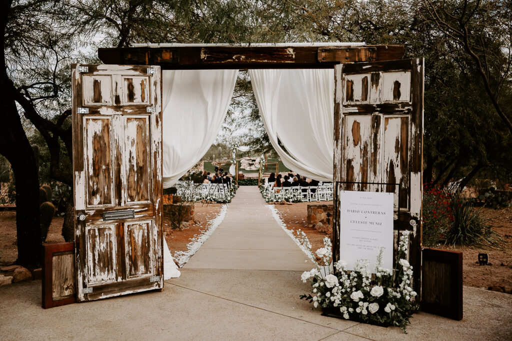 Tucson Wedding Photographer - Tucson Wedding Photography - Stardance Event Center - Tucson Arizona