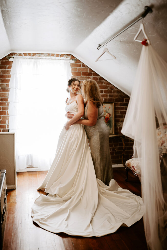 Tucson Wedding Photographer - Kingan Gardens Wedding - Tucson Arizona Wedding Photographer - Kristin Bendigo Photography