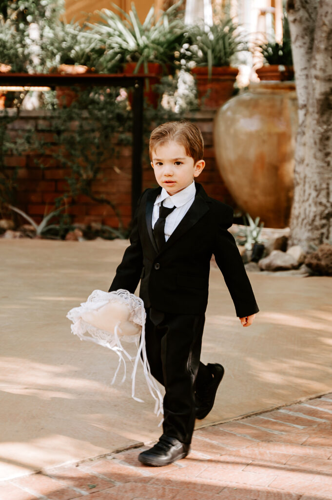 Tucson Wedding Photographer - Kingan Gardens Wedding - Tucson Arizona Wedding Photographer - Kristin Bendigo Photography
