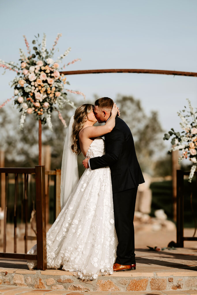 Tucson Wedding Photographer - Stardance Wedding - Tucson Arizona Wedding Photography - Kristin Bendigo Photography