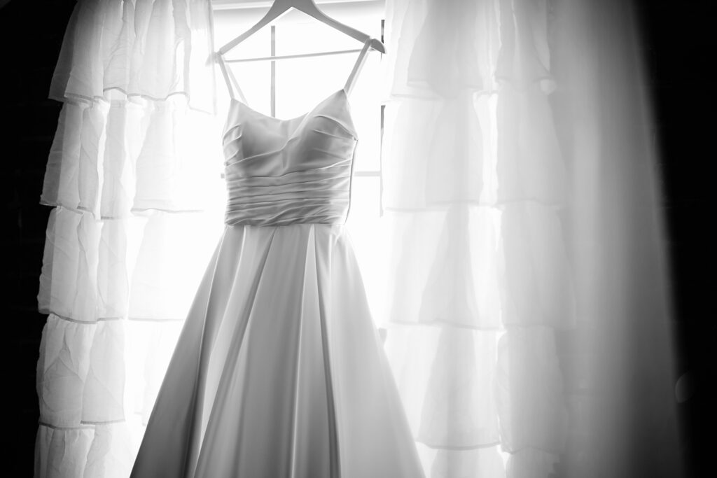 Tucson Wedding Photographer - Kingan Gardens Wedding - Tucson Arizona Wedding Photographer - Kristin Bendigo Photography