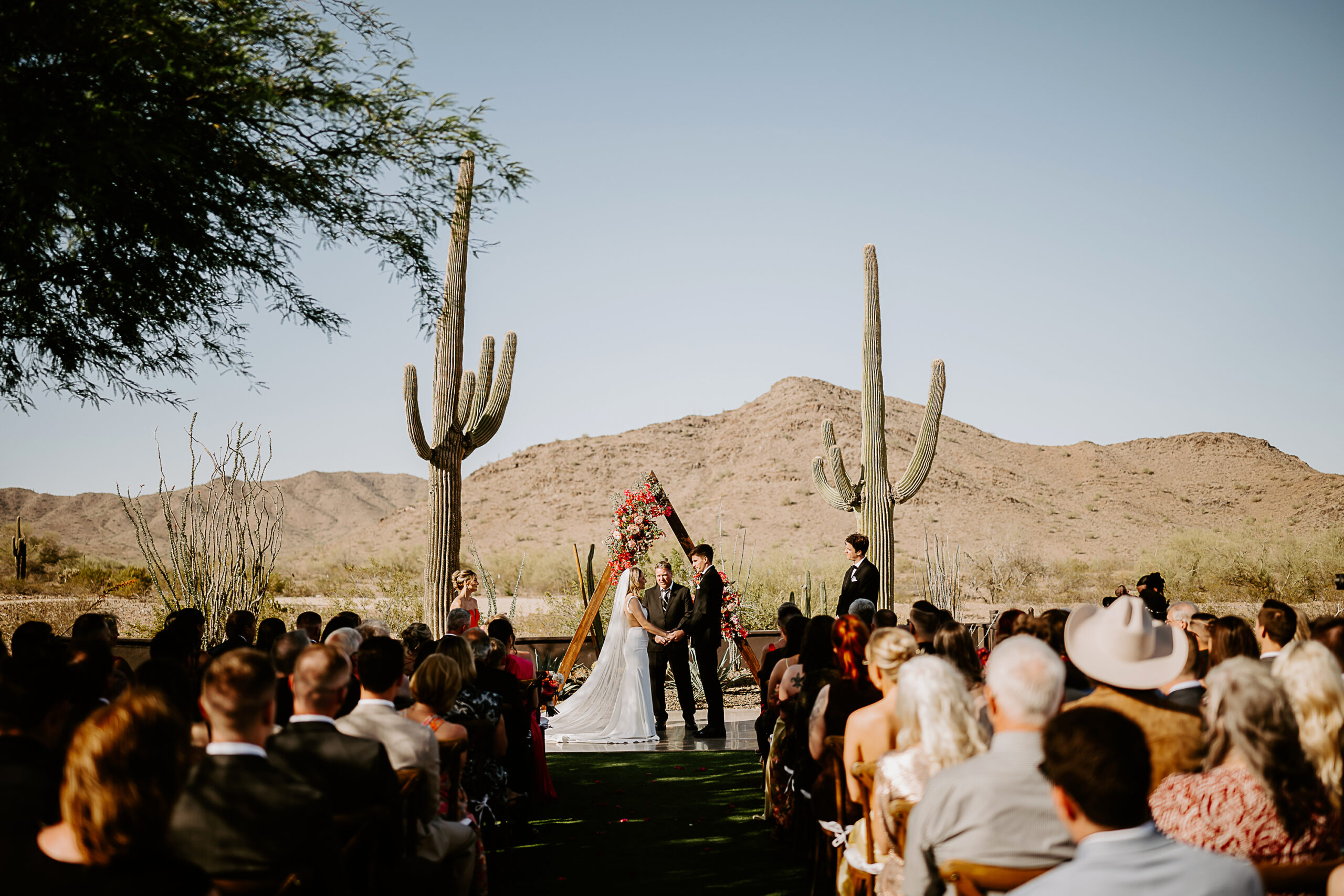 Phoenix Wedding Photographer - The Willow Wedding - Phoenix Arizona Wedding Photography - Kristin Bendigo Photography