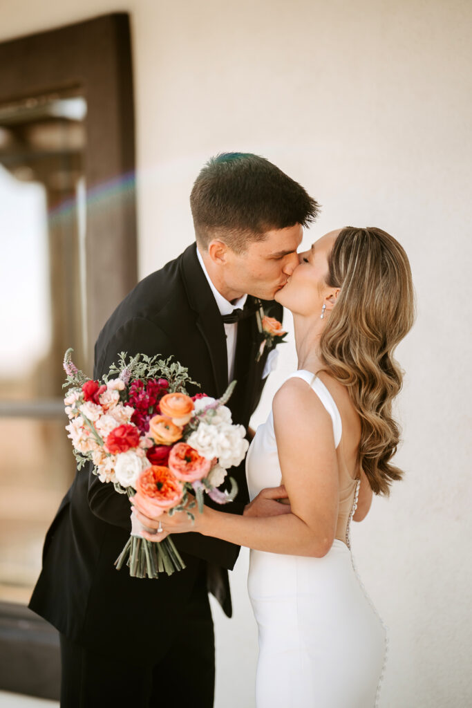 Phoenix Wedding Photographer - The Willow Wedding - Phoenix Arizona Wedding Photography - Kristin Bendigo Photography
