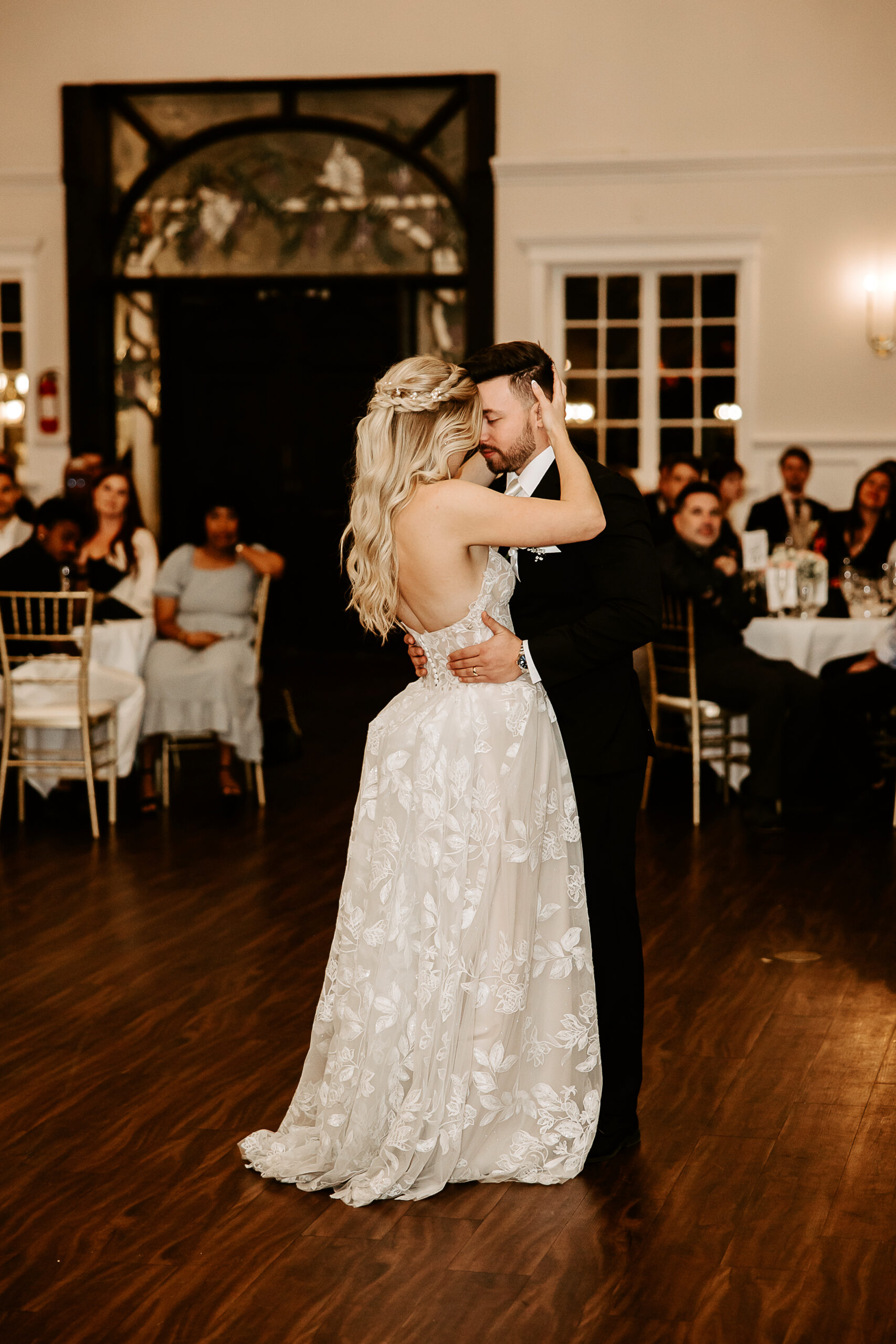 Phoenix Wedding Photographer - Lindsay Grove - Phoenix Arizona Wedding Photography - Kristin Bendigo Photography