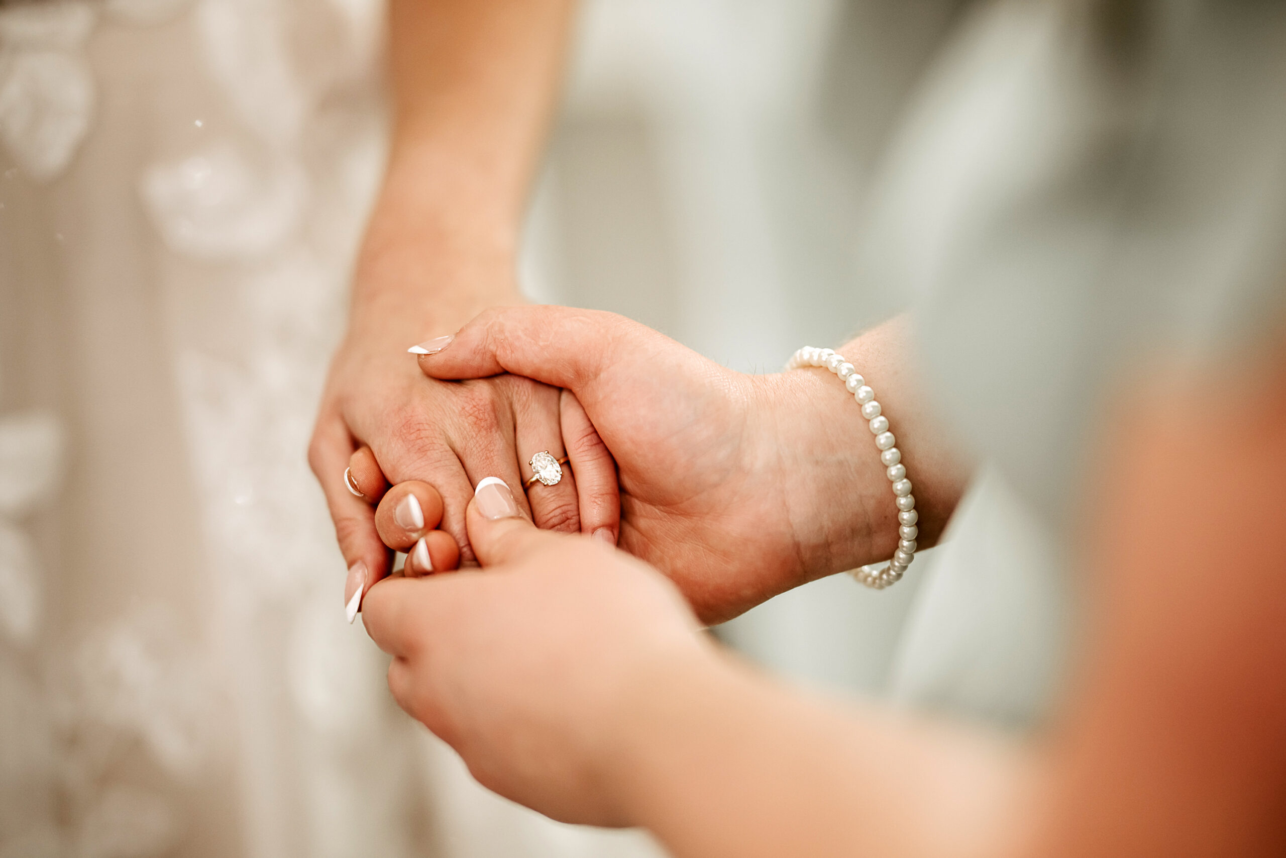 Phoenix Wedding Photographer - Lindsay Grove - Phoenix Arizona Wedding Photography - Kristin Bendigo Photography