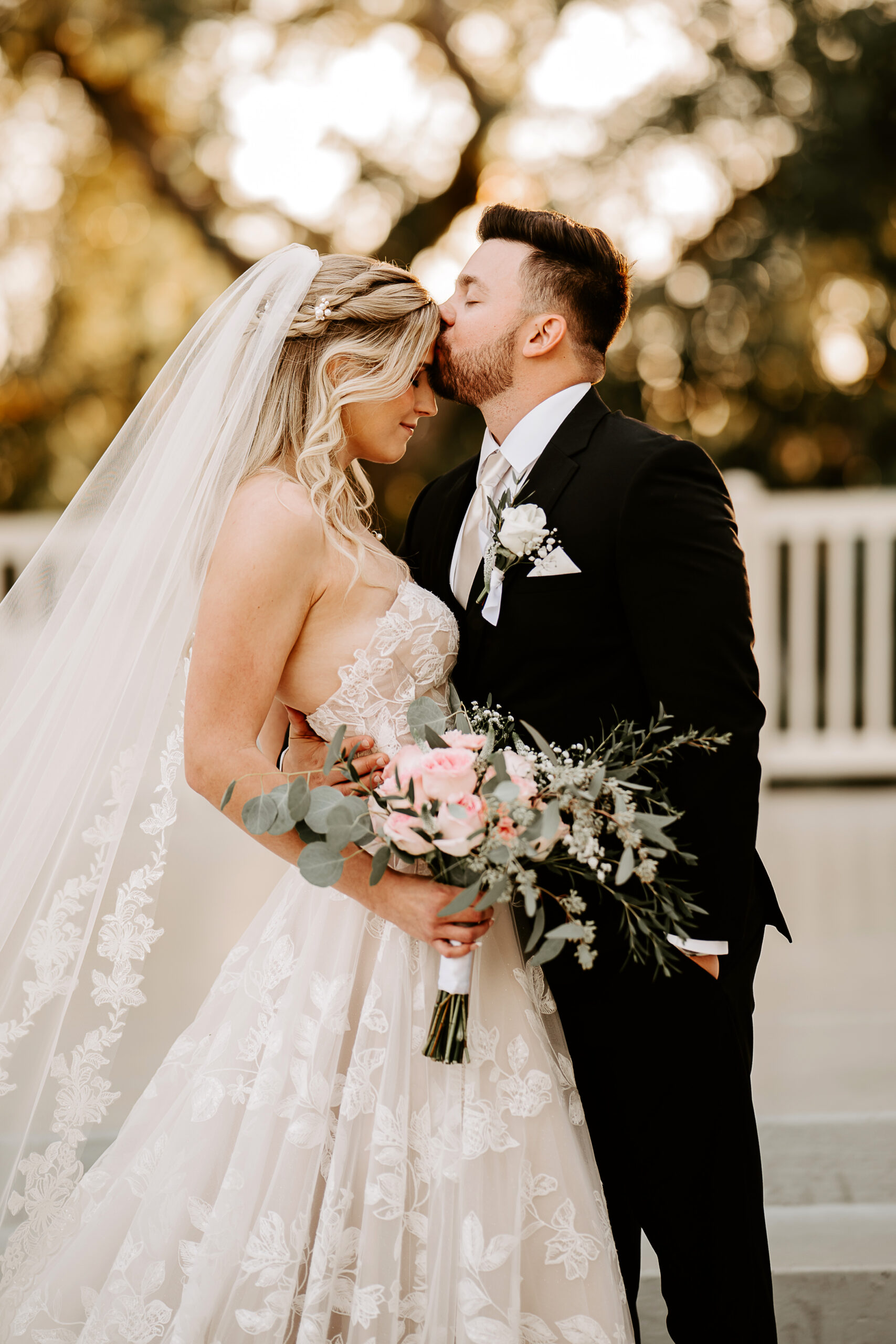 Phoenix Wedding Photographer - Lindsay Grove - Phoenix Arizona Wedding Photography - Kristin Bendigo Photography